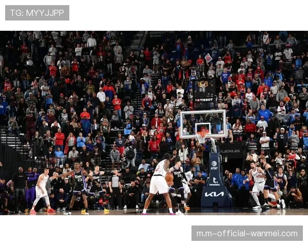 快船伦纳德30分高效却难救主 球队末节进攻选择过于单一